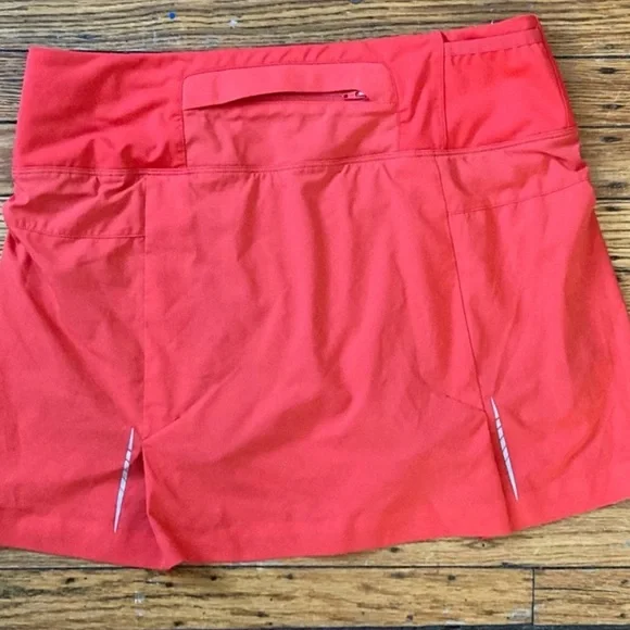 Arc'teryx hiking skort tennis  skirt size S coral color excellent condition - Picture 2 of 10